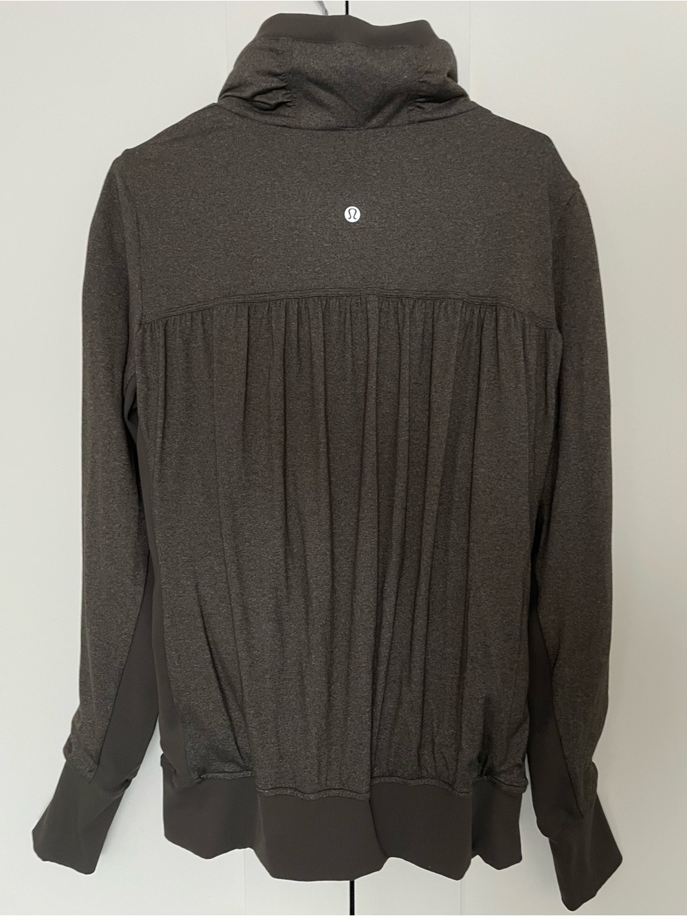 Rare Lululemon Reversible Cool Down Jacket Size 10 Sage Grey - Picture 7 of 7